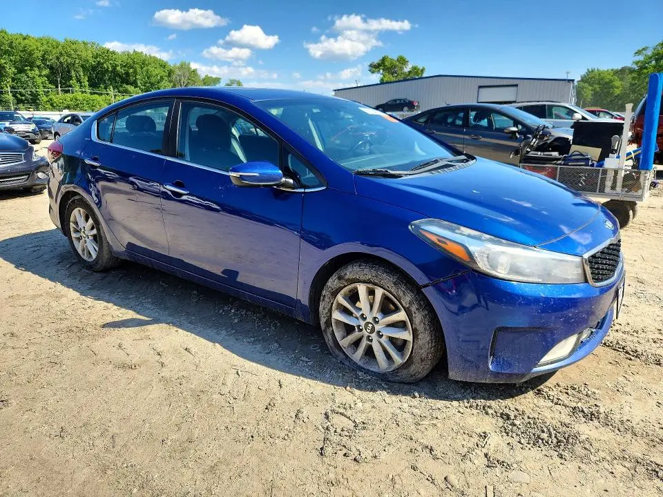 2017 KIA FORTE S  