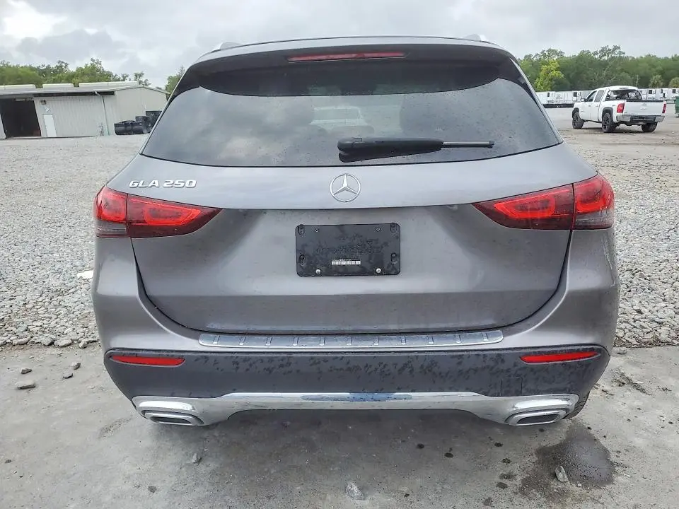 2021 MERCEDES-BENZ GLA 250  