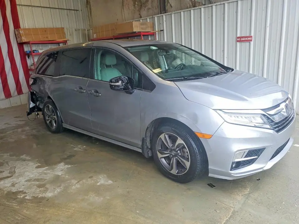 2018 HONDA ODYSSEY TOURING  