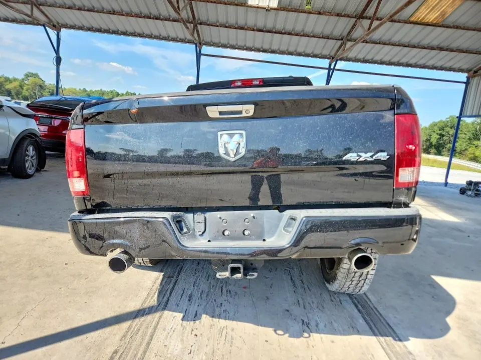 2012 DODGE RAM 1500 ST  