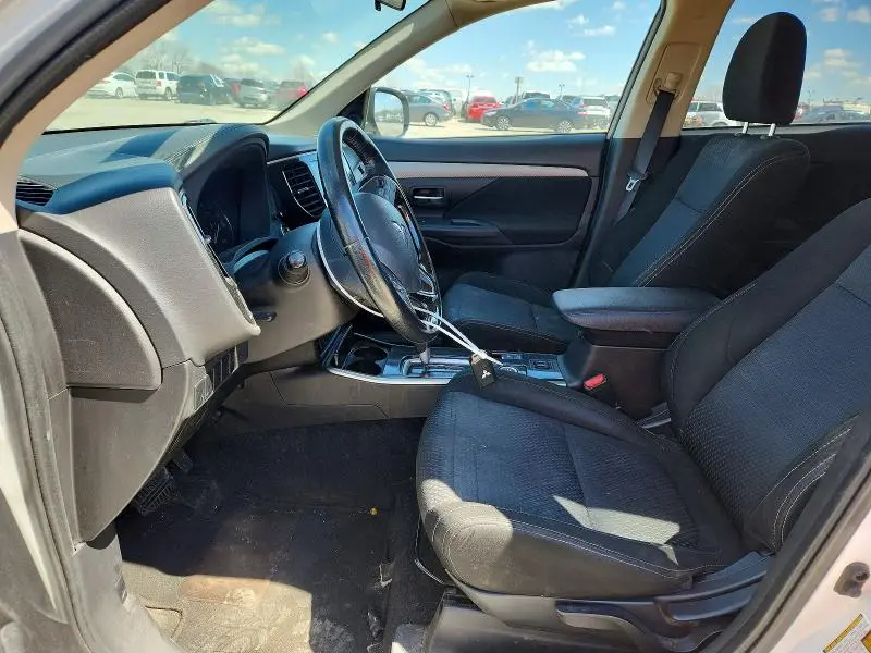 2018 MITSUBISHI OUTLANDER SE  