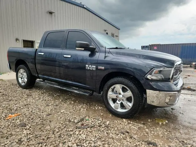 2016 RAM 1500 SLT  