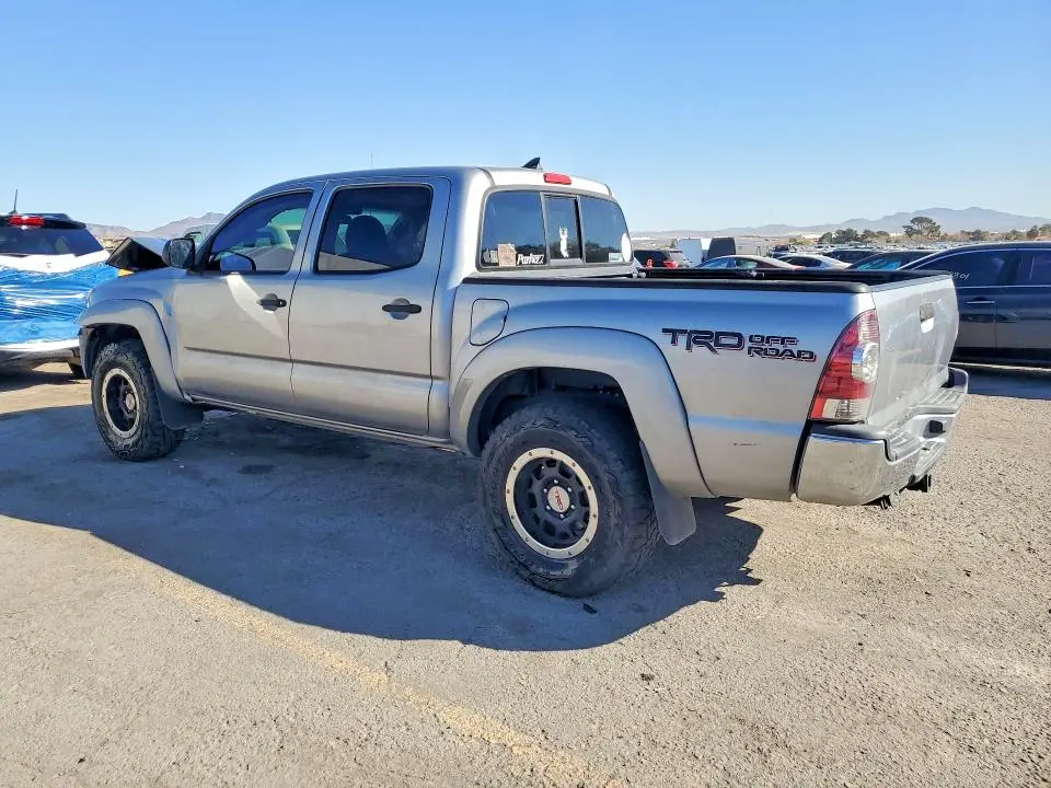 2015 TOYOTA TACOMA   