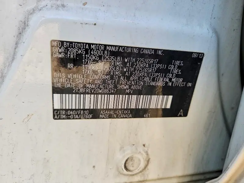 2013 TOYOTA RAV4 LE  