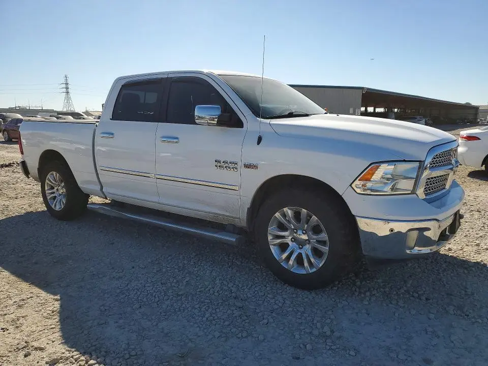 2014 RAM 1500 SLT  