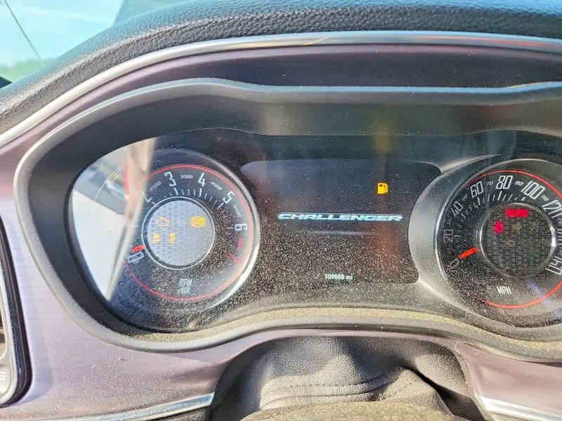 2017 DODGE CHALLENGER SXT  