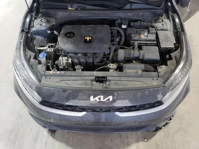 2024 KIA FORTE LX  