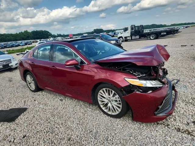 2020 TOYOTA CAMRY XLE  