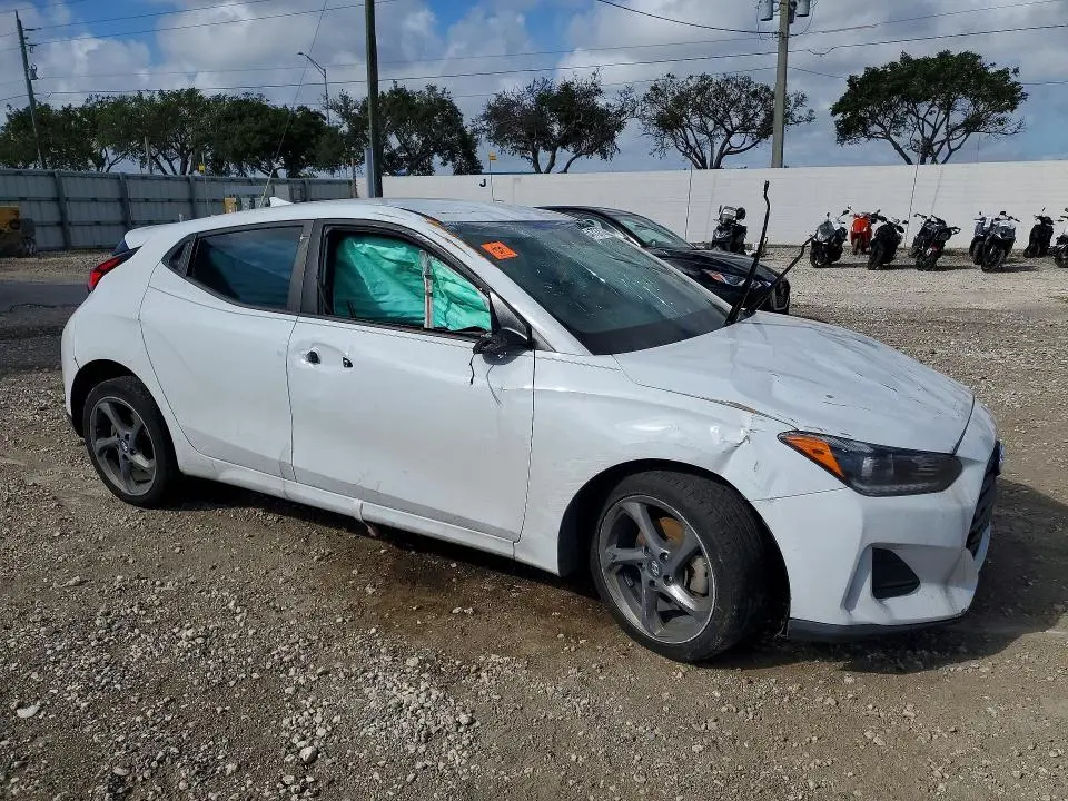 2020 HYUNDAI VELOSTER 2.0L  