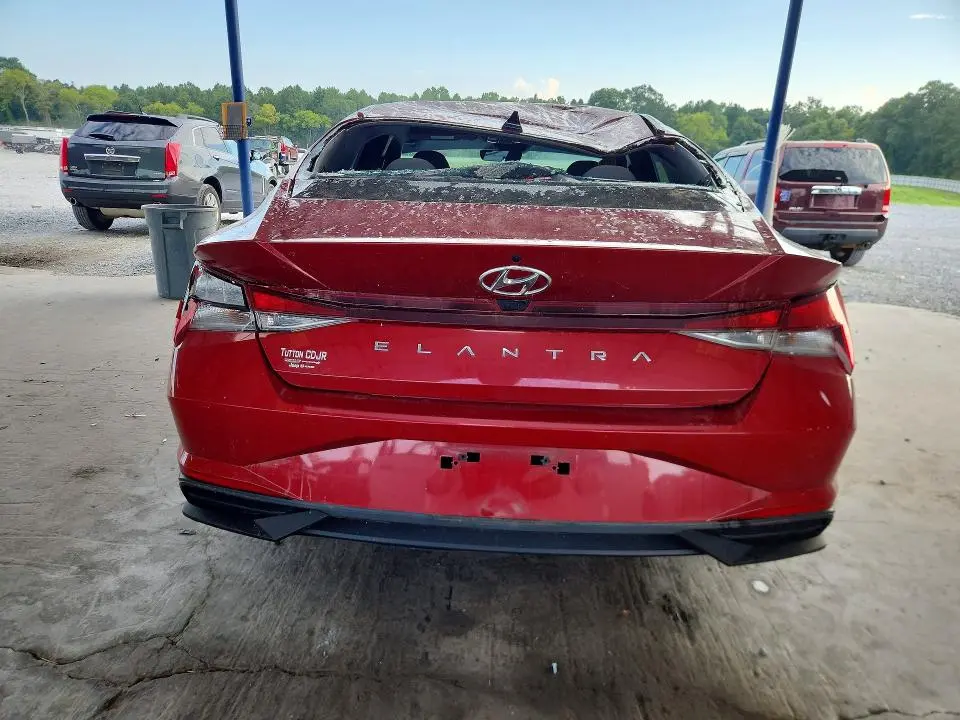 2022 HYUNDAI ELANTRA SEL  
