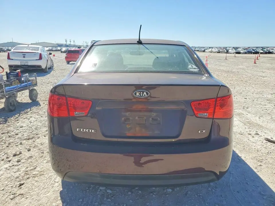 2011 KIA FORTE EX  