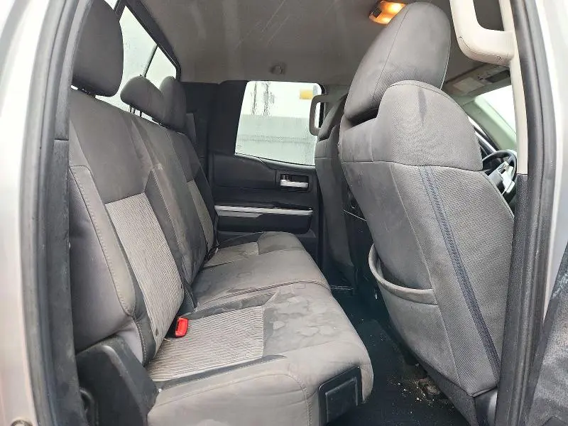 2016 TOYOTA TUNDRA SR5  