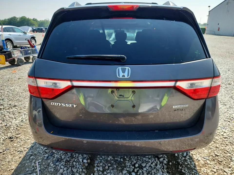 2011 HONDA ODYSSEY TOURING  