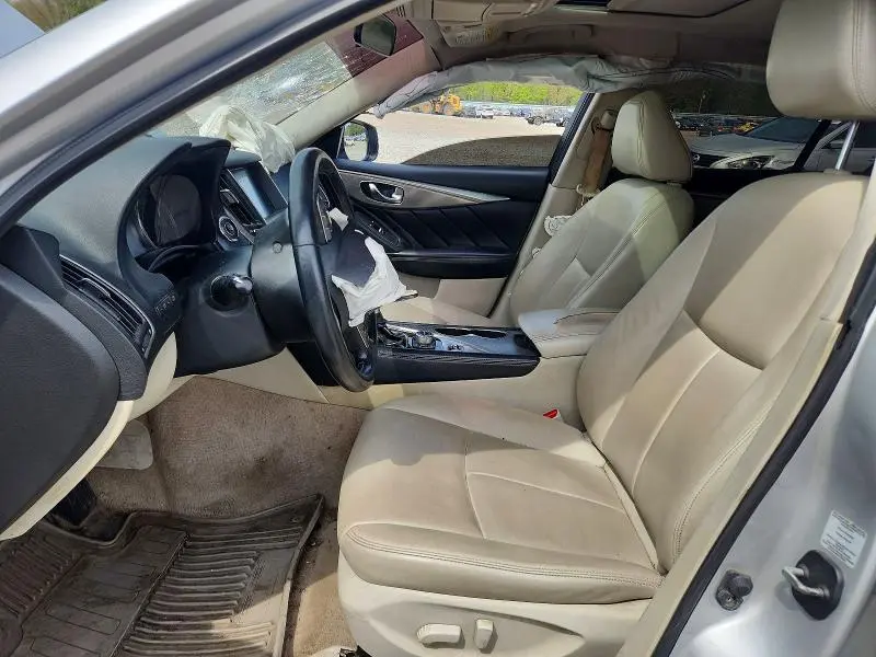 2015 INFINITI Q50 BASE  