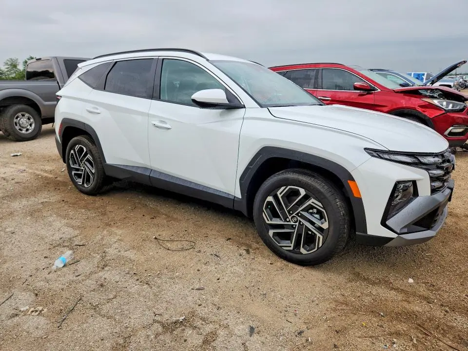 2026 HYUNDAI TUCSON SEL PLUS  