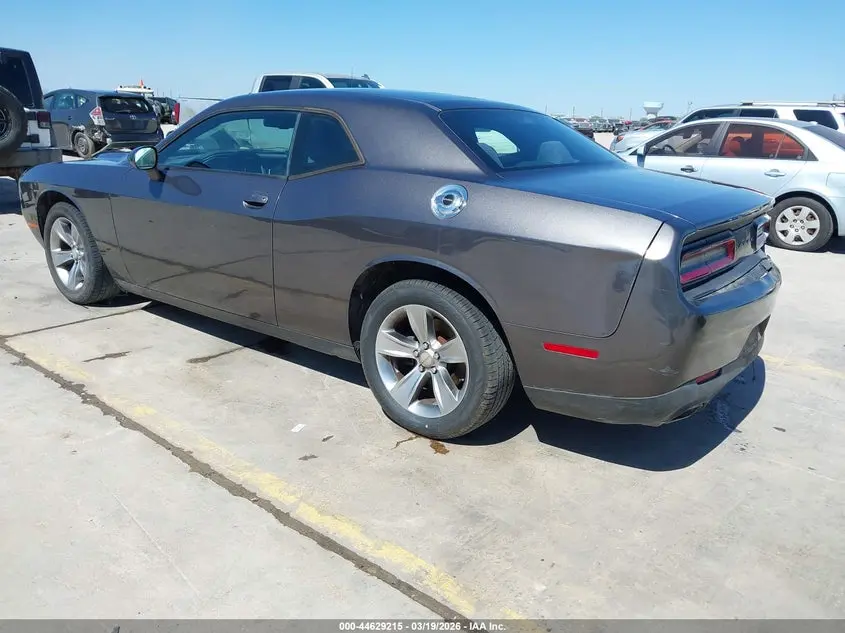 2016 DODGE CHALLENGER SXT