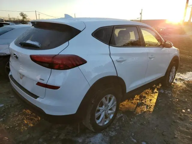 2021 HYUNDAI TUCSON SE  