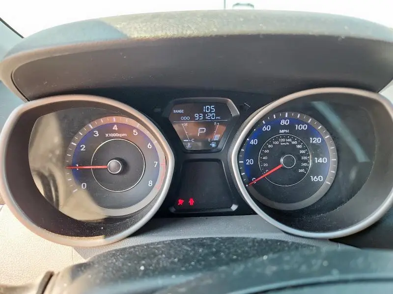 2012 HYUNDAI ELANTRA GLS  
