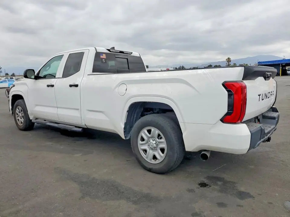 2023 TOYOTA TUNDRA SR  