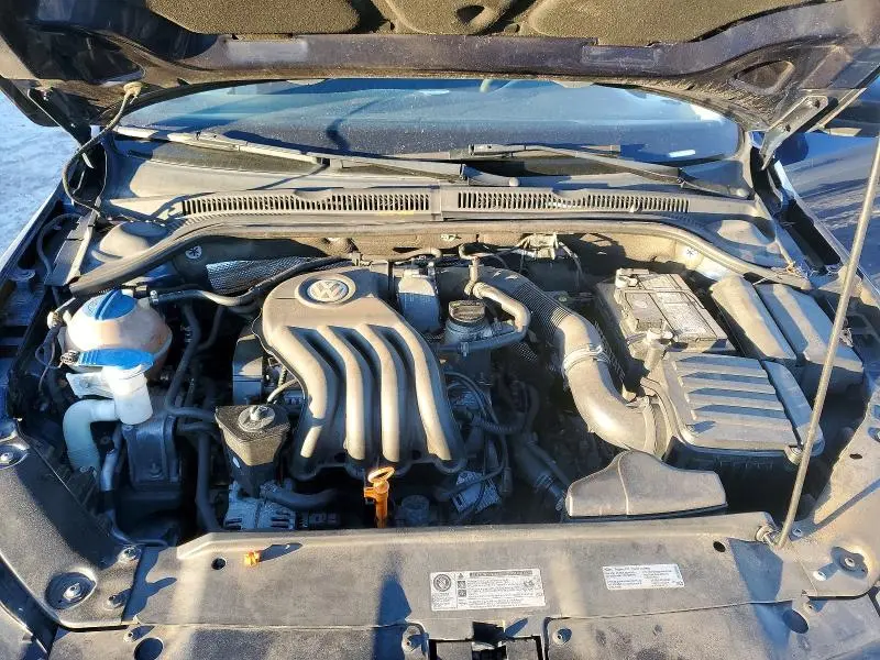 2013 VOLKSWAGEN JETTA BASE  