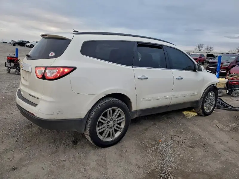 2015 CHEVROLET TRAVERSE LT  