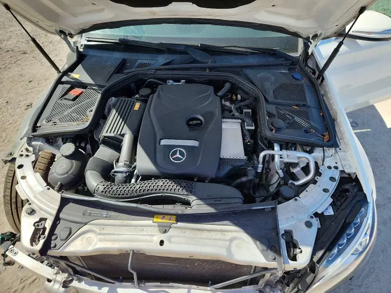 2015 MERCEDES-BENZ C 300  