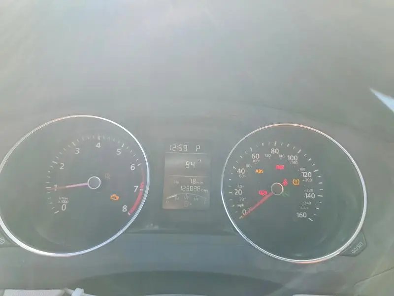 2015 VOLKSWAGEN JETTA BASE  