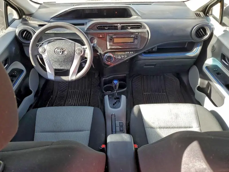 2013 TOYOTA PRIUS C   