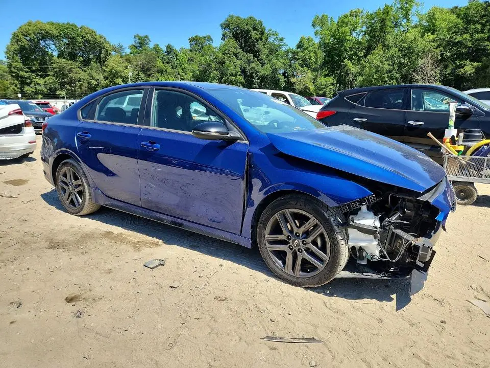 2021 KIA FORTE GT LINE  