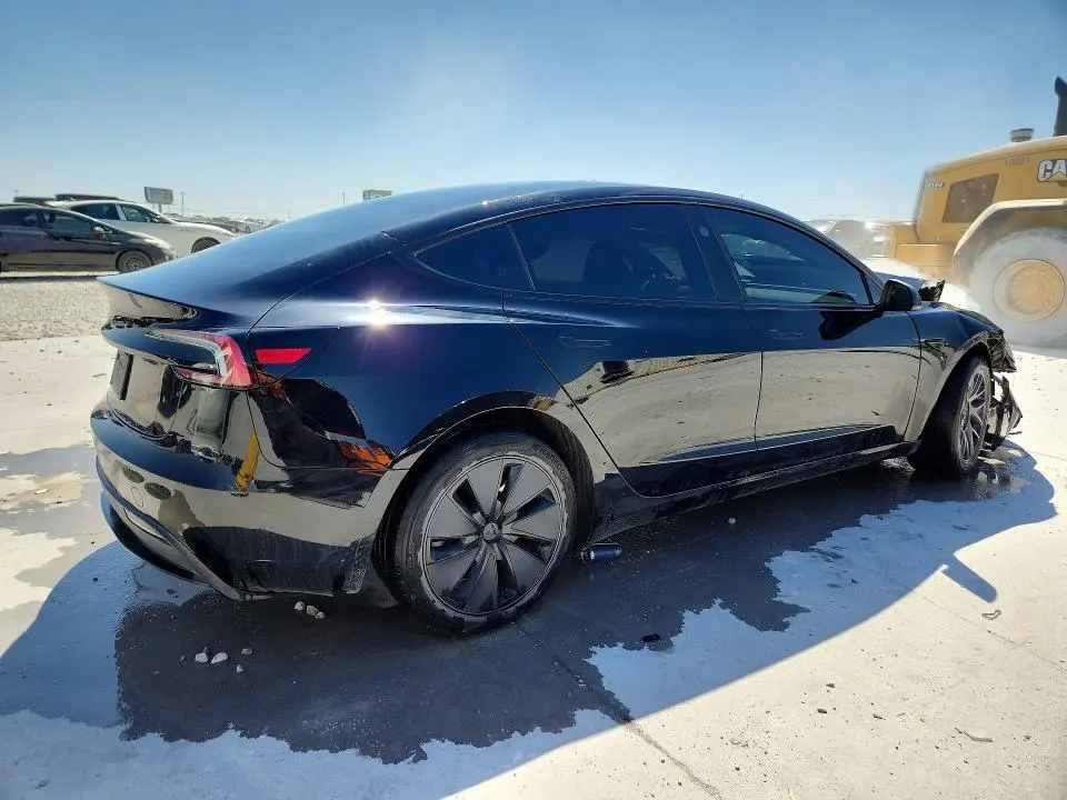 2025 TESLA MODEL 3   