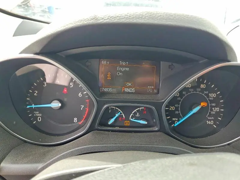 2017 FORD ESCAPE SE  