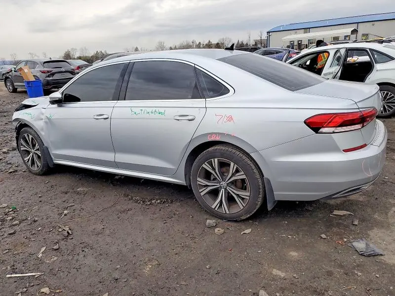 2021 VOLKSWAGEN PASSAT SE  