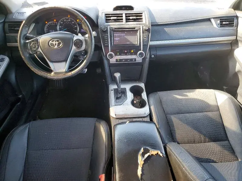 2014 TOYOTA CAMRY SE  