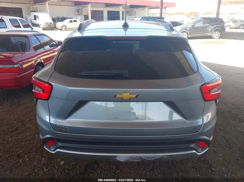 2024 CHEVROLET TRAX FWD LT