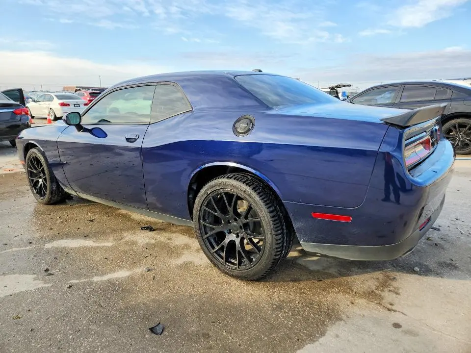 2016 DODGE CHALLENGER SXT  