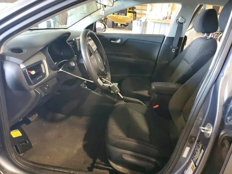 2020 KIA RIO S  