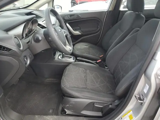 2013 FORD FIESTA SE