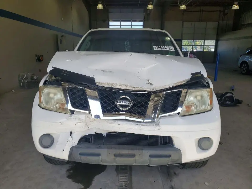 2012 NISSAN FRONTIER S  
