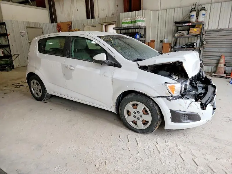 2016 CHEVROLET SONIC LS  
