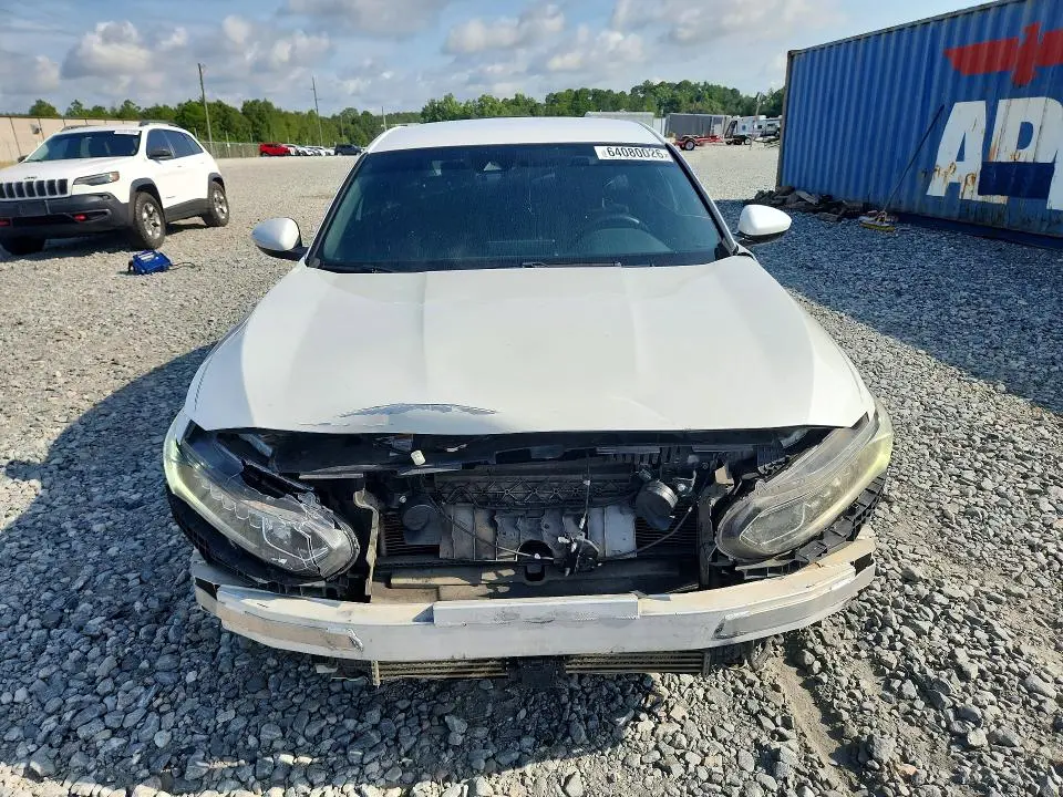 2019 HONDA ACCORD SPORT  