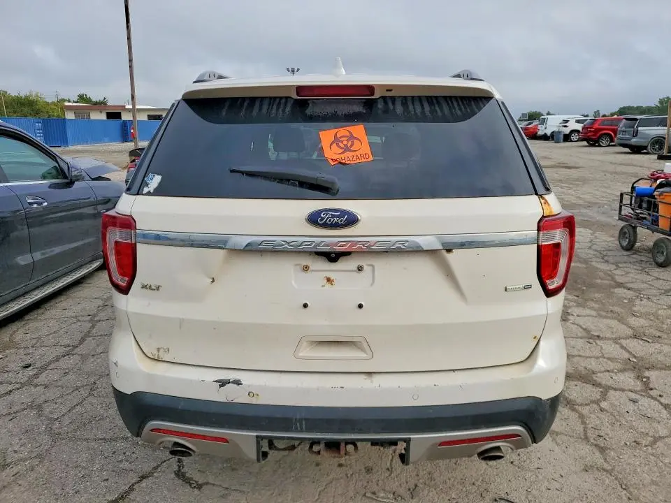 2016 FORD EXPLORER XLT  