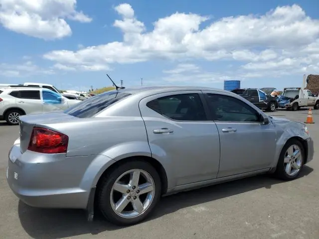 2013 DODGE AVENGER SE  