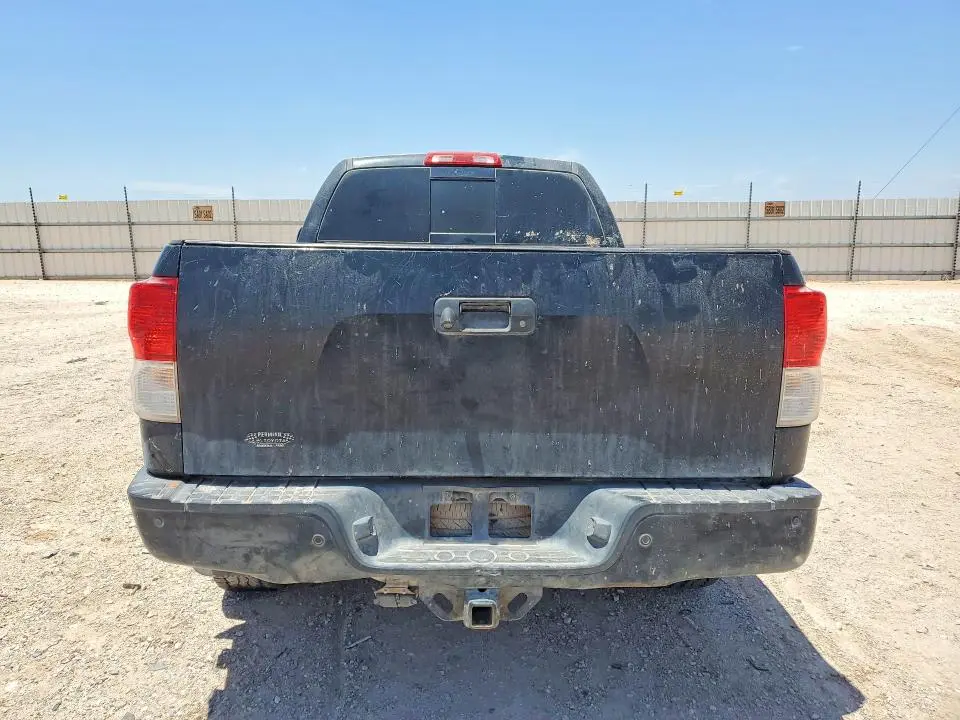 2011 TOYOTA TUNDRA DOUBLE CAB SR5  