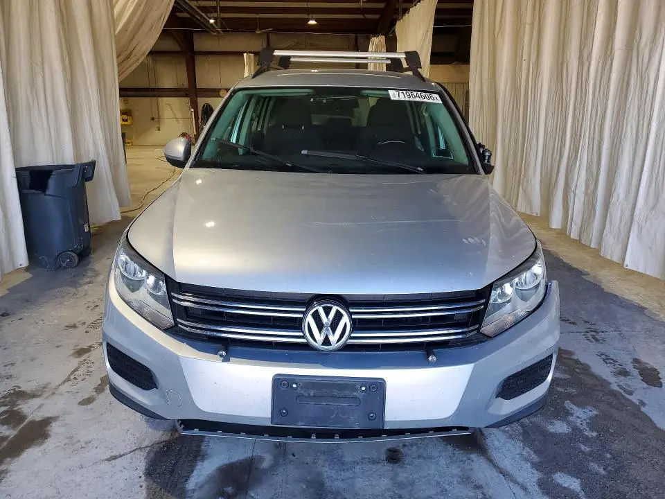 2015 VOLKSWAGEN TIGUAN S  