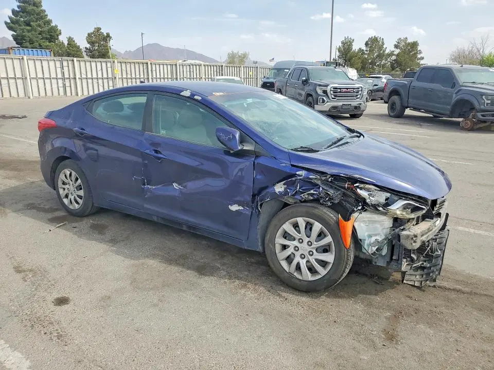 2012 HYUNDAI ELANTRA GLS  