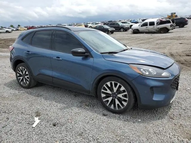 2020 FORD ESCAPE SE SPORT  