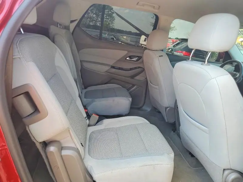 2021 CHEVROLET TRAVERSE LT  