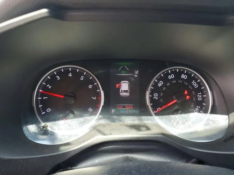 2019 TOYOTA RAV4 LE  