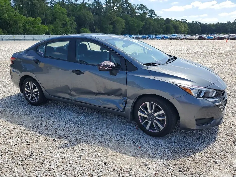 2024 NISSAN VERSA S  