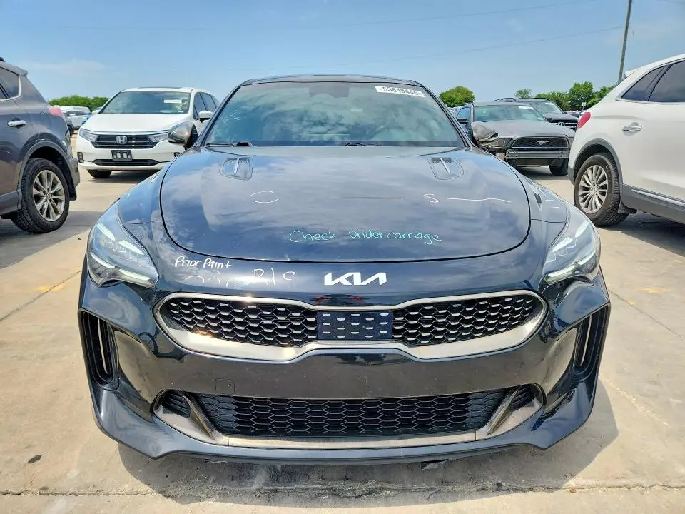2022 KIA STINGER GT LINE  